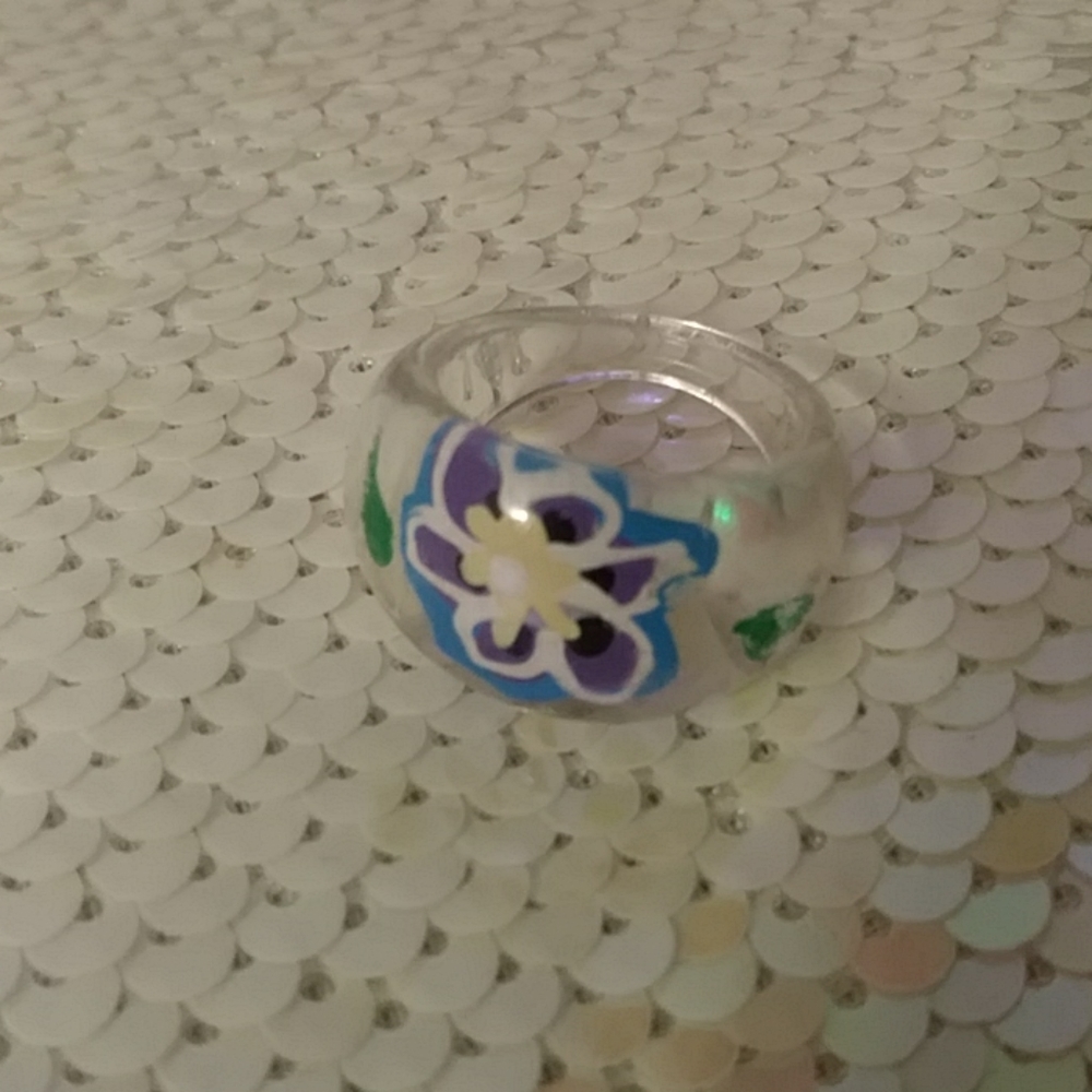 90s Plastic Rings. - Picture 5 of 5